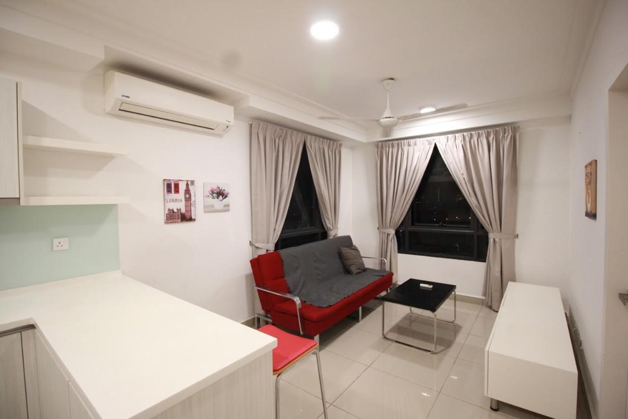סיברג'איה Abz Apartment @ Solstice מראה חיצוני תמונה