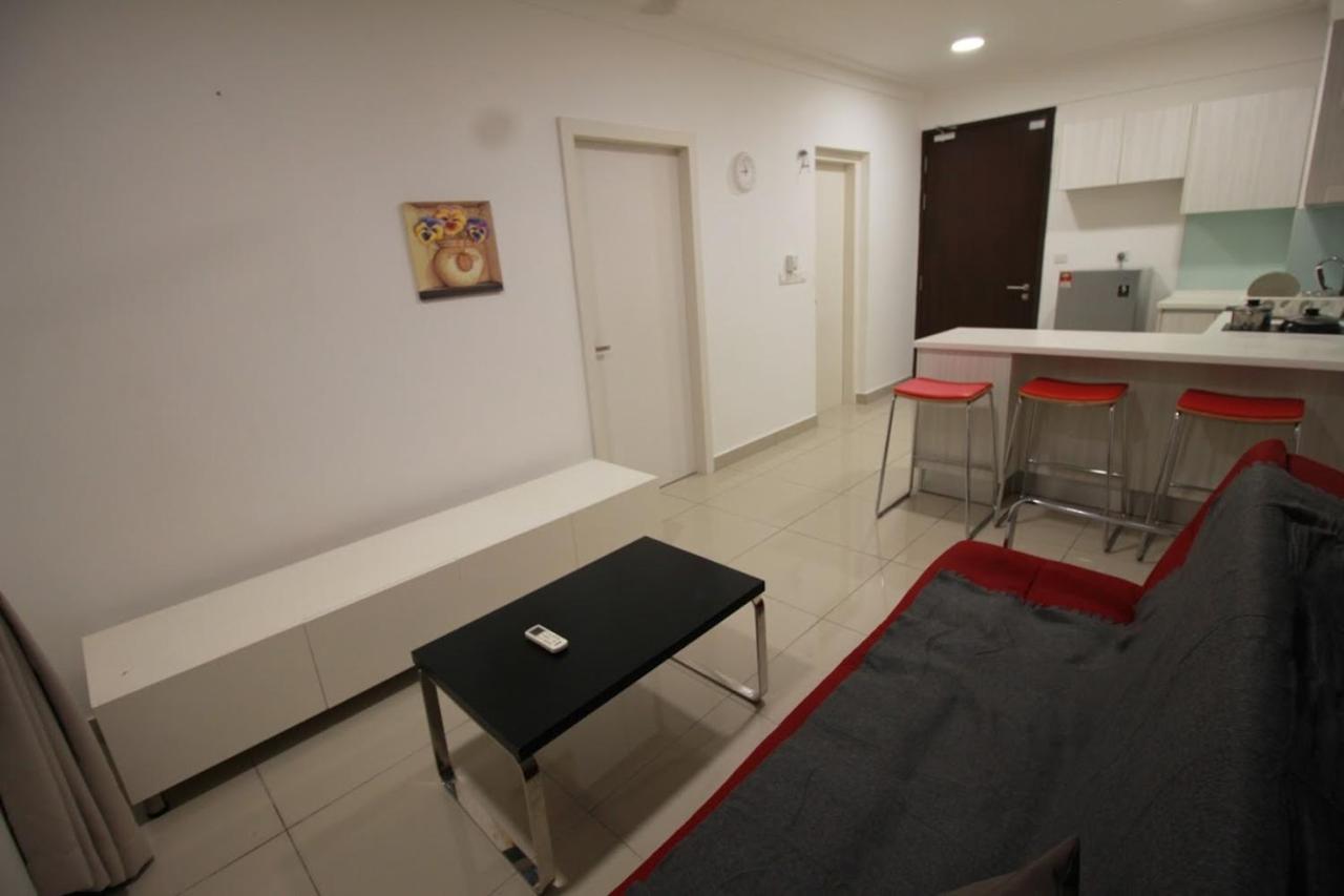סיברג'איה Abz Apartment @ Solstice מראה חיצוני תמונה
