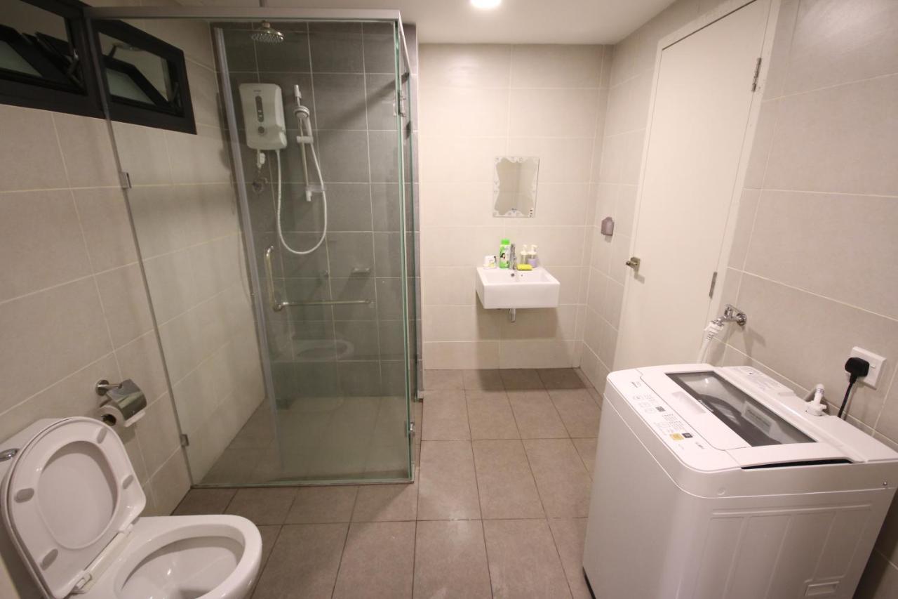 סיברג'איה Abz Apartment @ Solstice מראה חיצוני תמונה