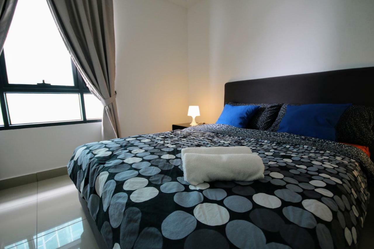 סיברג'איה Abz Apartment @ Solstice מראה חיצוני תמונה